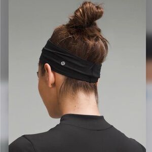 Metal Vent Tech Seamless
Wide Headband